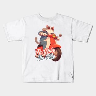 Cool cat riding motorbike Kids T-Shirt